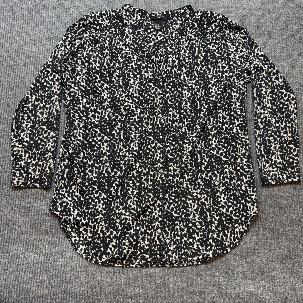 Modern Boho Classic Professional Blouse H&M Black White Print Medium Button Down